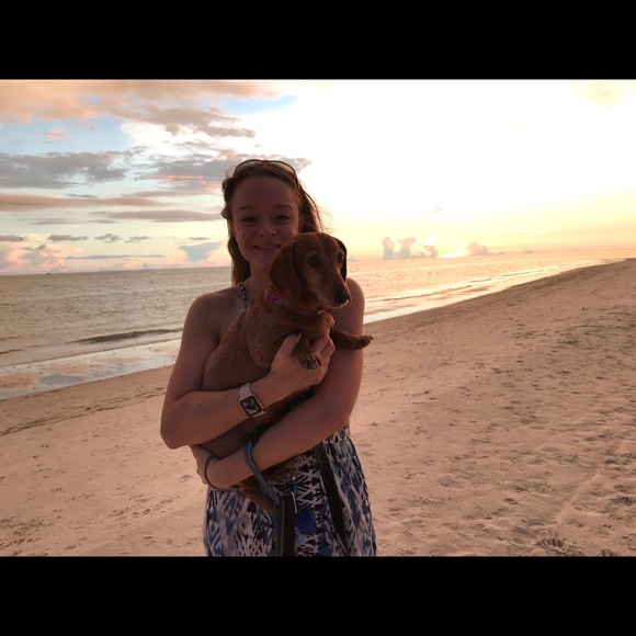 Meet your Posher, Lauren - Picture 1 of 1